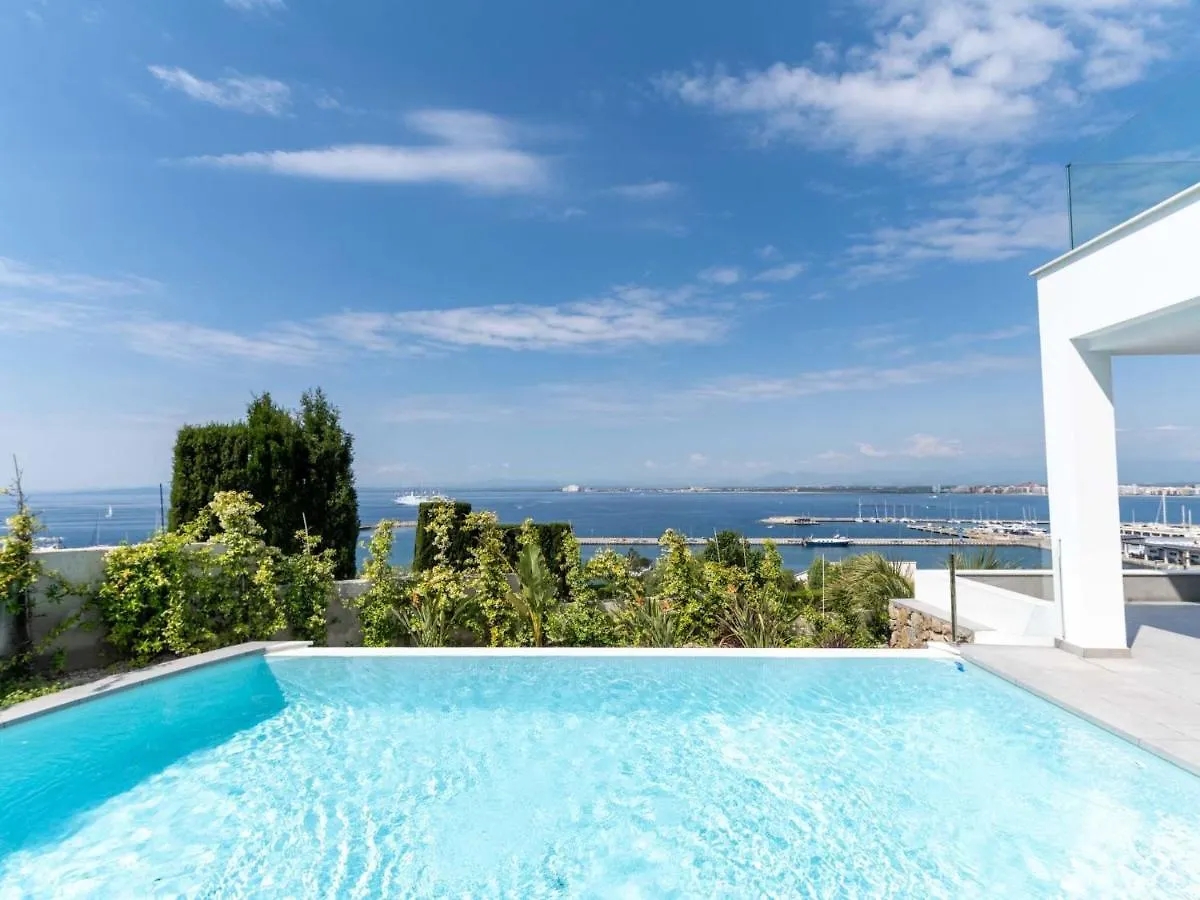 Villa Kaia By Interhome Roses Spain